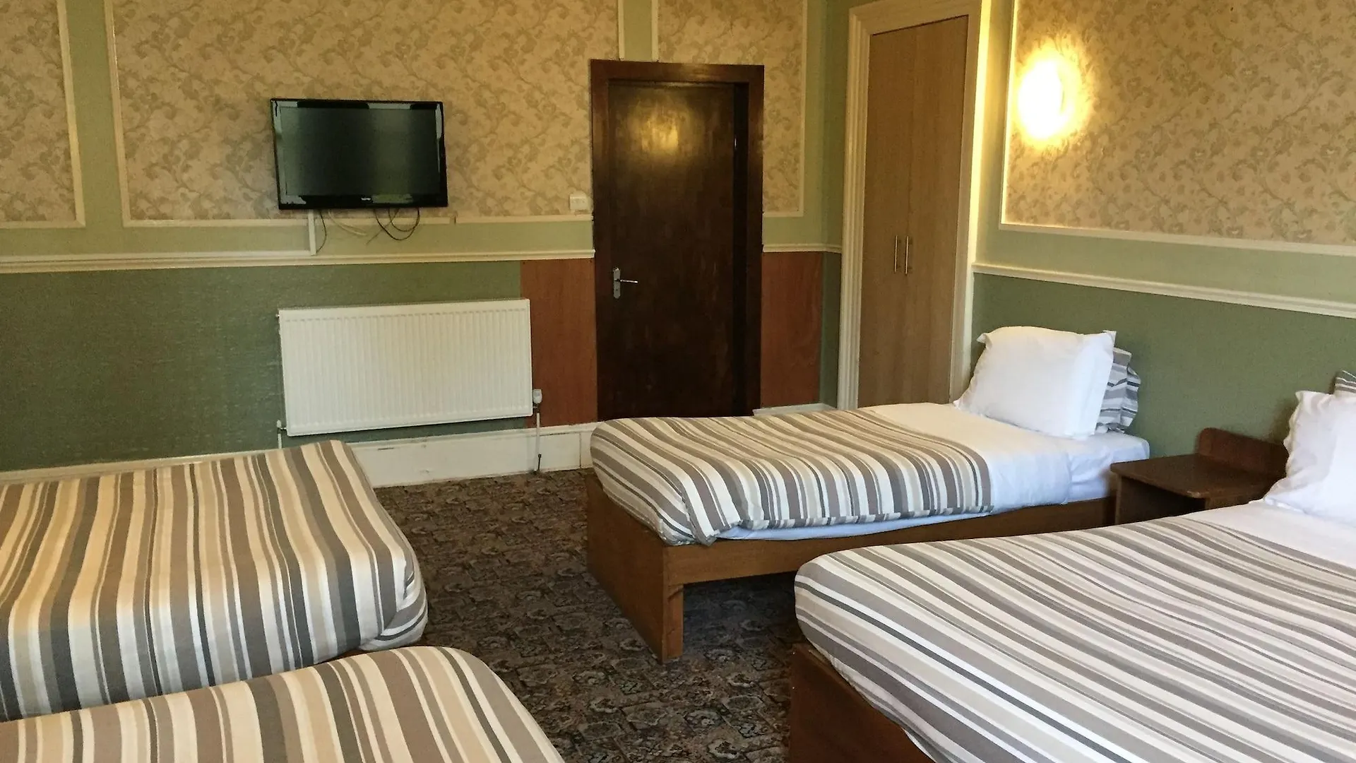 Edinburgh House Hotel