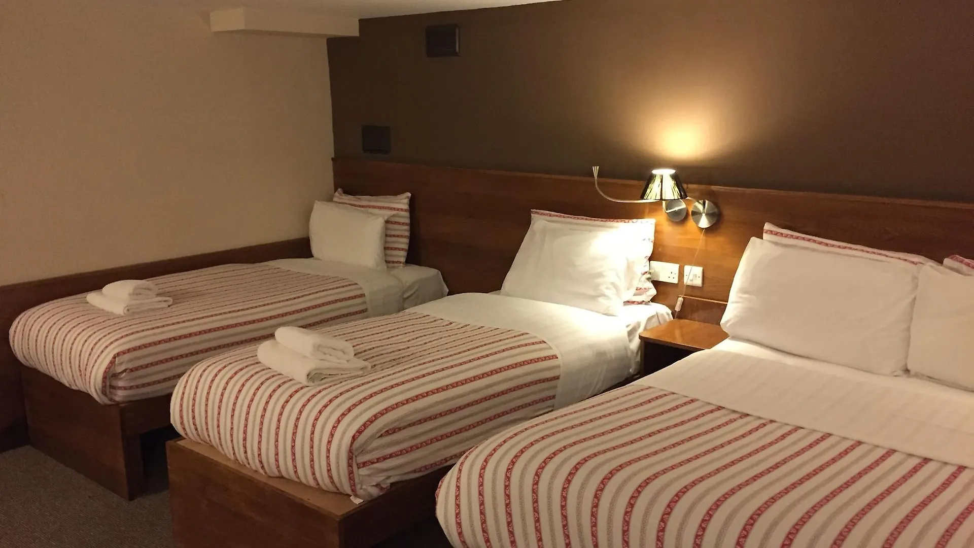 Edinburgh House Hotel 3*,  United Kingdom