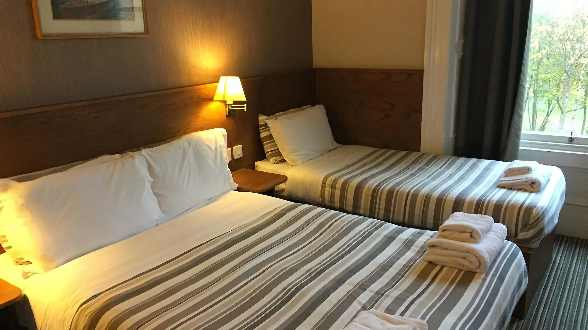 ***  Edinburgh House Hotel Storbritannien