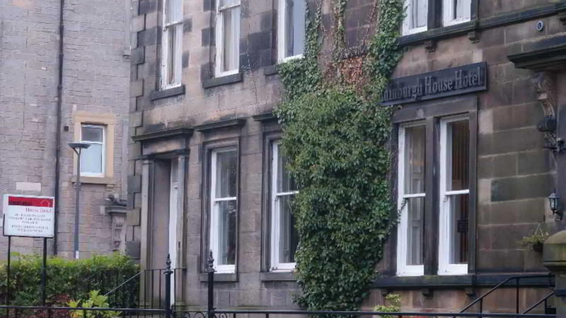 Edinburgh House Hotel